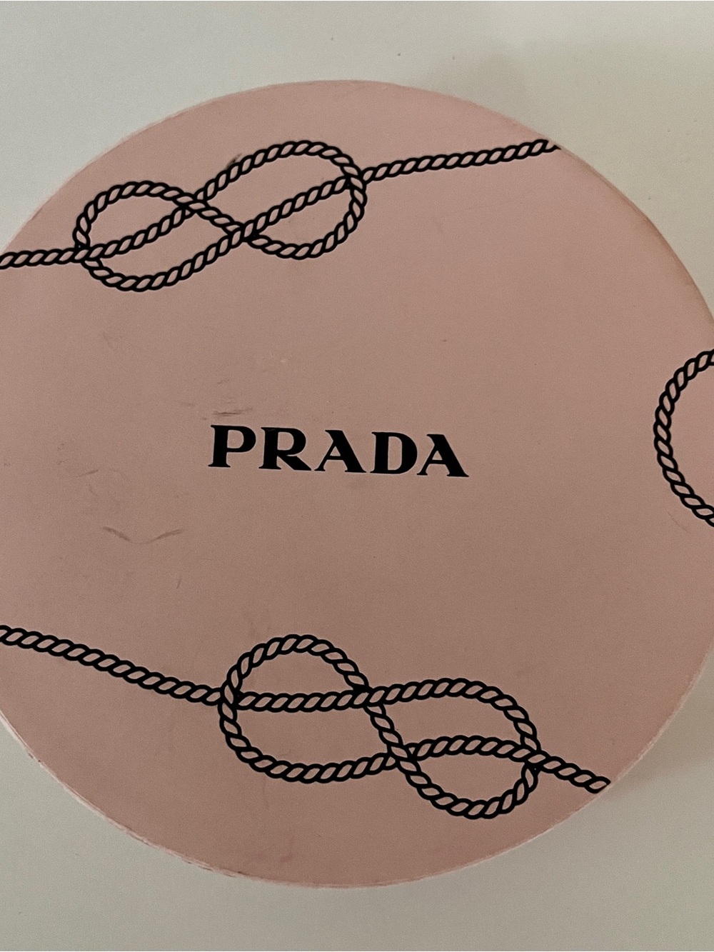 Rare PRADA 2025 Days of Summer
Scoubidou Lanyard Kit Pink
Handbag Accessory New